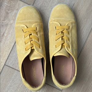 Vionic Buttercup Yellow Jean Suede Slip On Sneakers Size 10
